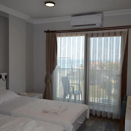Oezen 3* Ayvalı