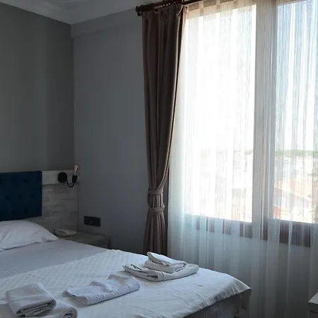 Oezen 3* Ayvalı