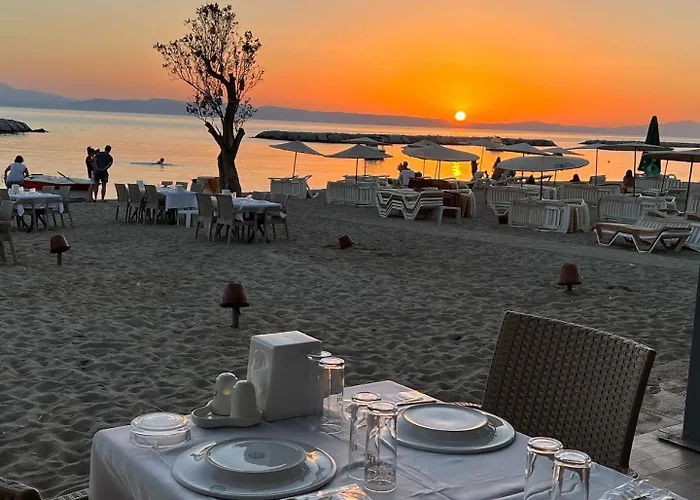 מלון Oezen Ayvalı